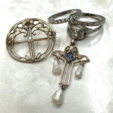 where can i buy antique jewelry in la jolla